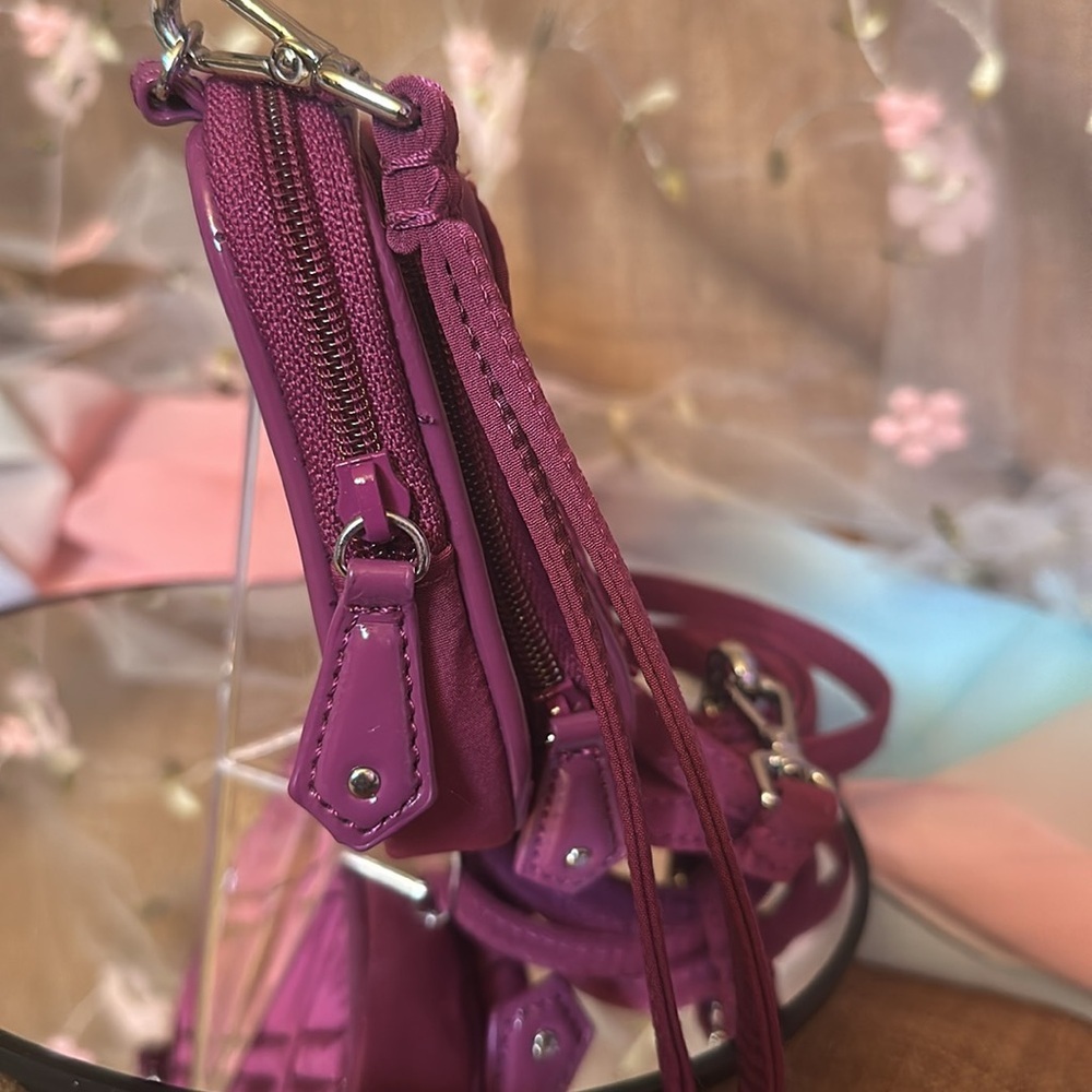 Vera Bradley NWOT Purple full Wallet Crossbody or Wristlet - Picture 6 of 10